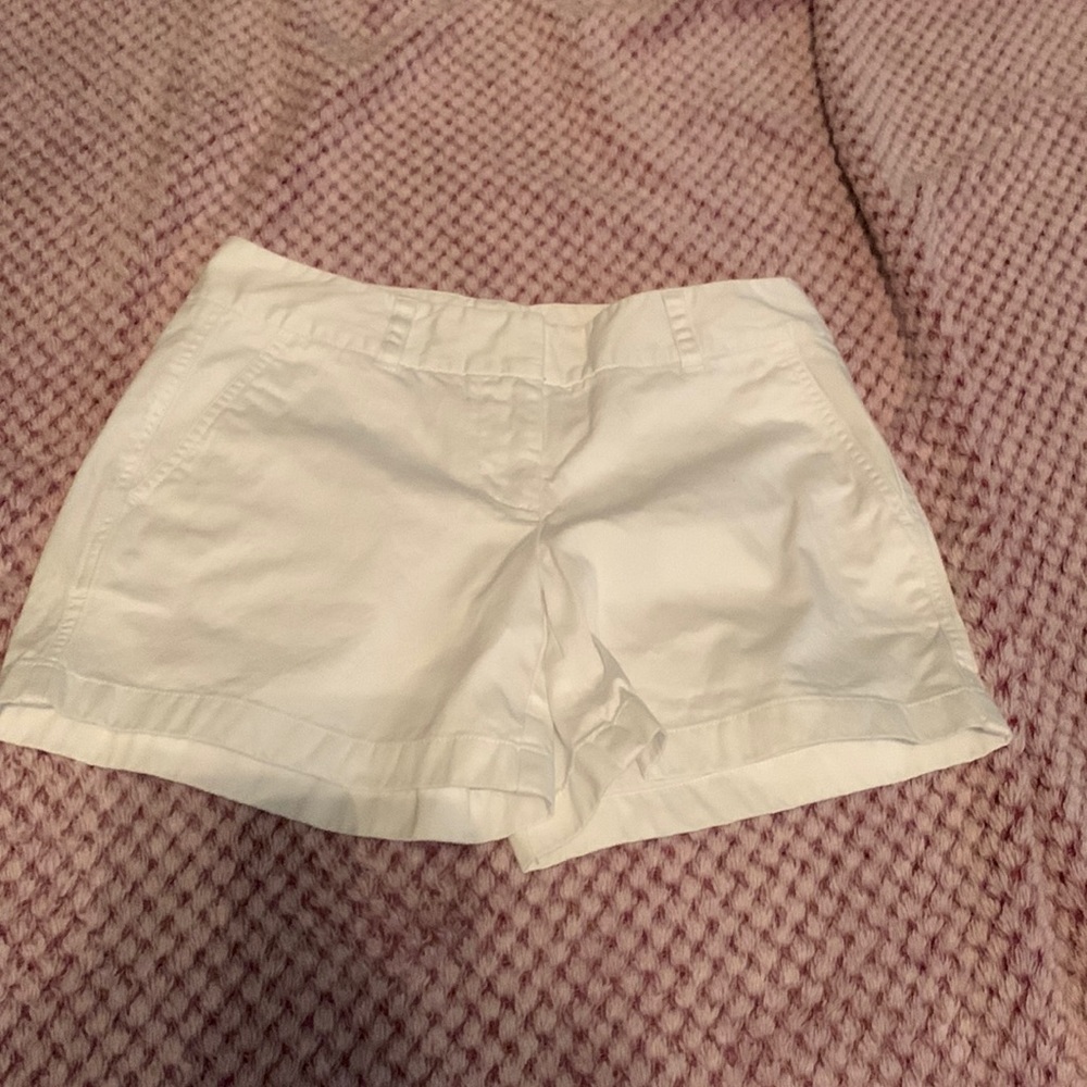 Vineyard Vines size 2 shorts